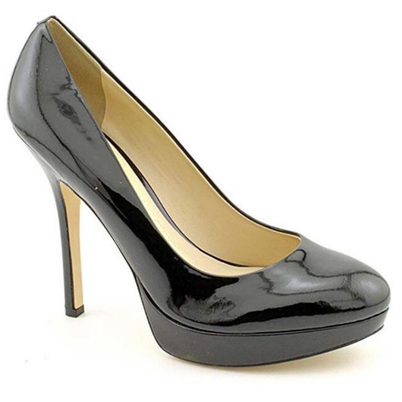 Joan & David Black Patent Pumps - Picture 1 of 6